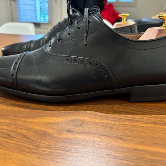Salvatore Ferragamo Riley Oxfords – Black Calf – Size 10.5 EE - Picture 6 of 9